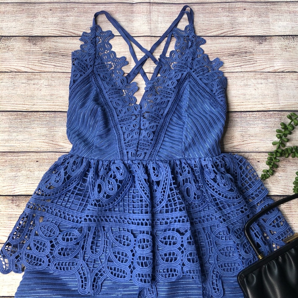 L’atiste crochet lace trimmed ribbed peplum dress strap back small - Picture 4 of 9